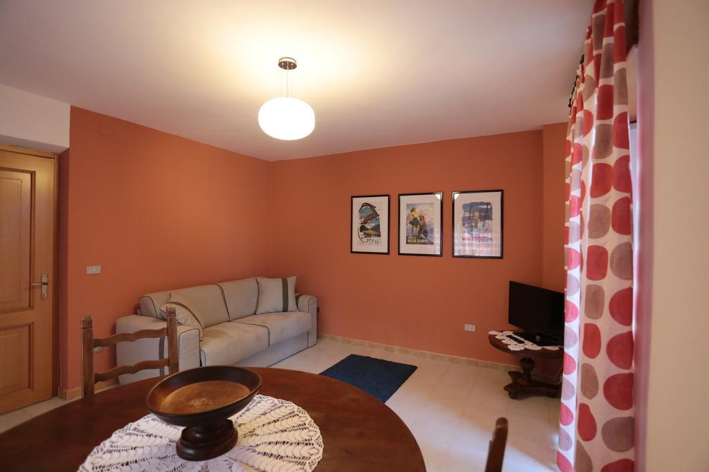 Beauregard Apartment Аоста Экстерьер фото